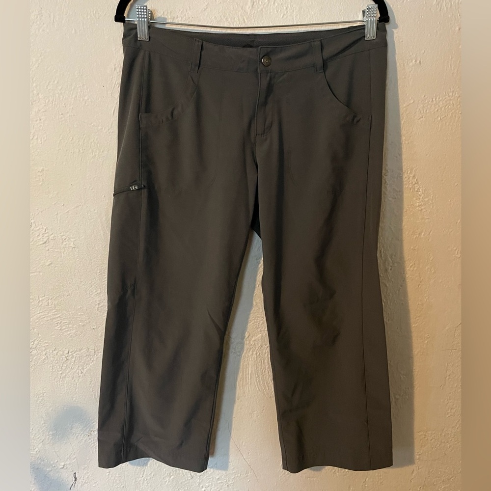 Patagonia Dark Gray Capri Pants - Picture 1 of 7
